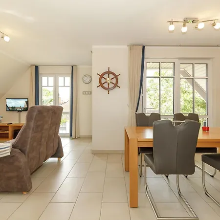 Strandvilla Luv Lee Kapitaen-suite Апартаменты Рерик